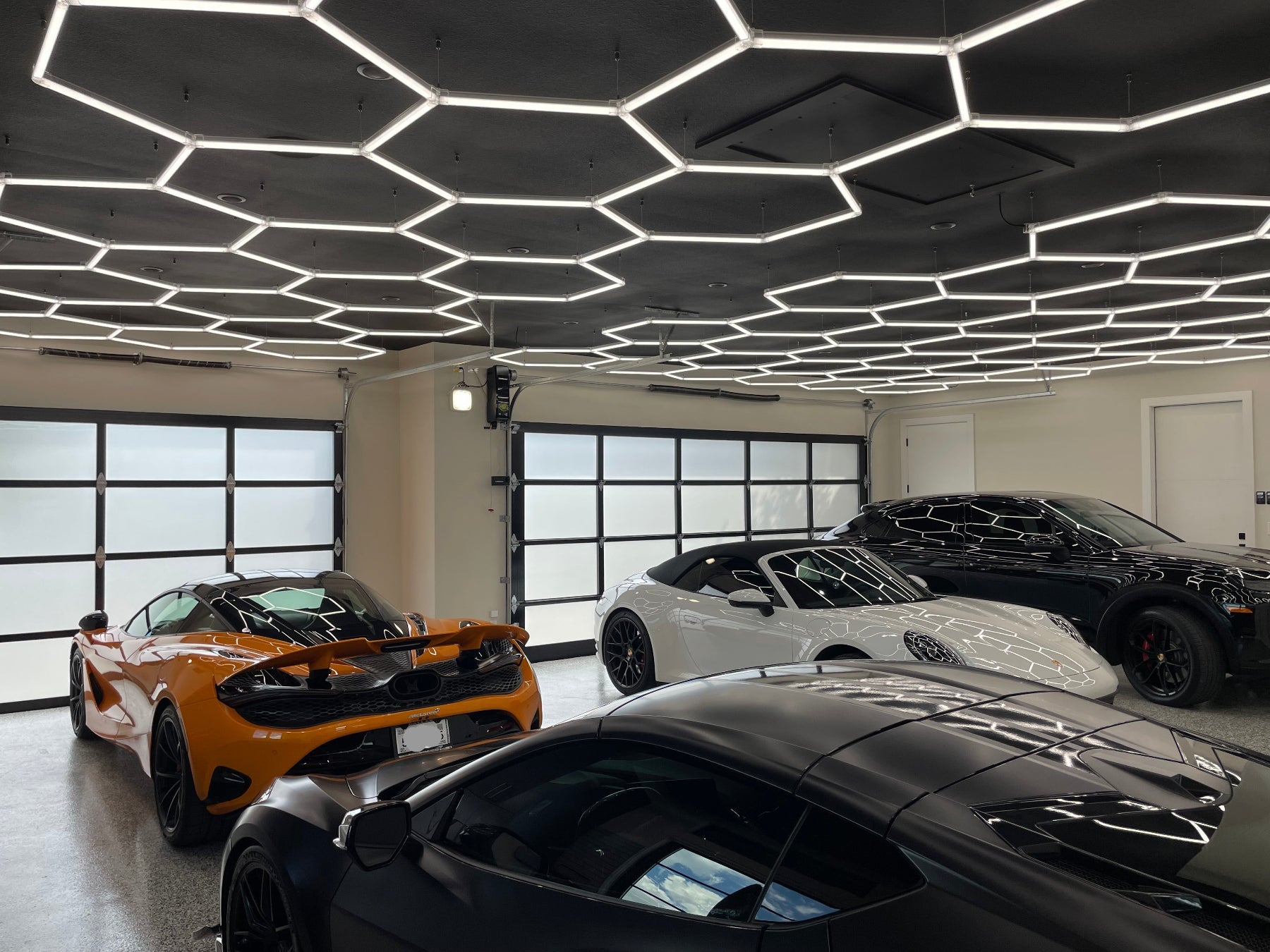 Hex Garage Exotic Cara Garage
